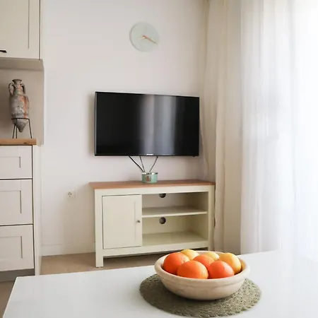 Ivoni Seaview Apartment