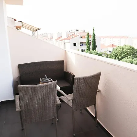 Apartment Ivoni Seaview