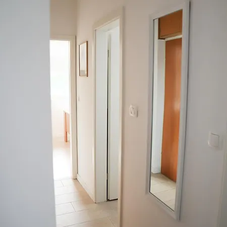Ivoni Seaview Apartment Zadar