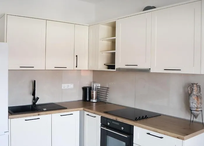 Апартаменты Ivoni Seaview *