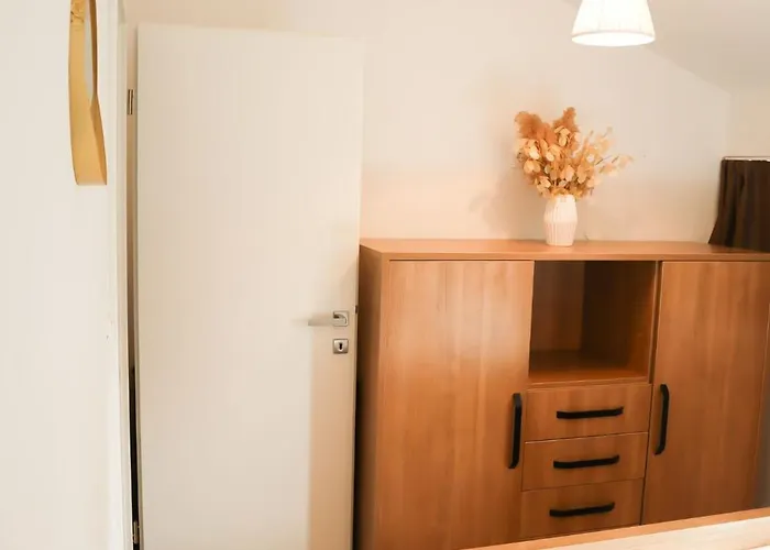 Апартаменты Ivoni Seaview *